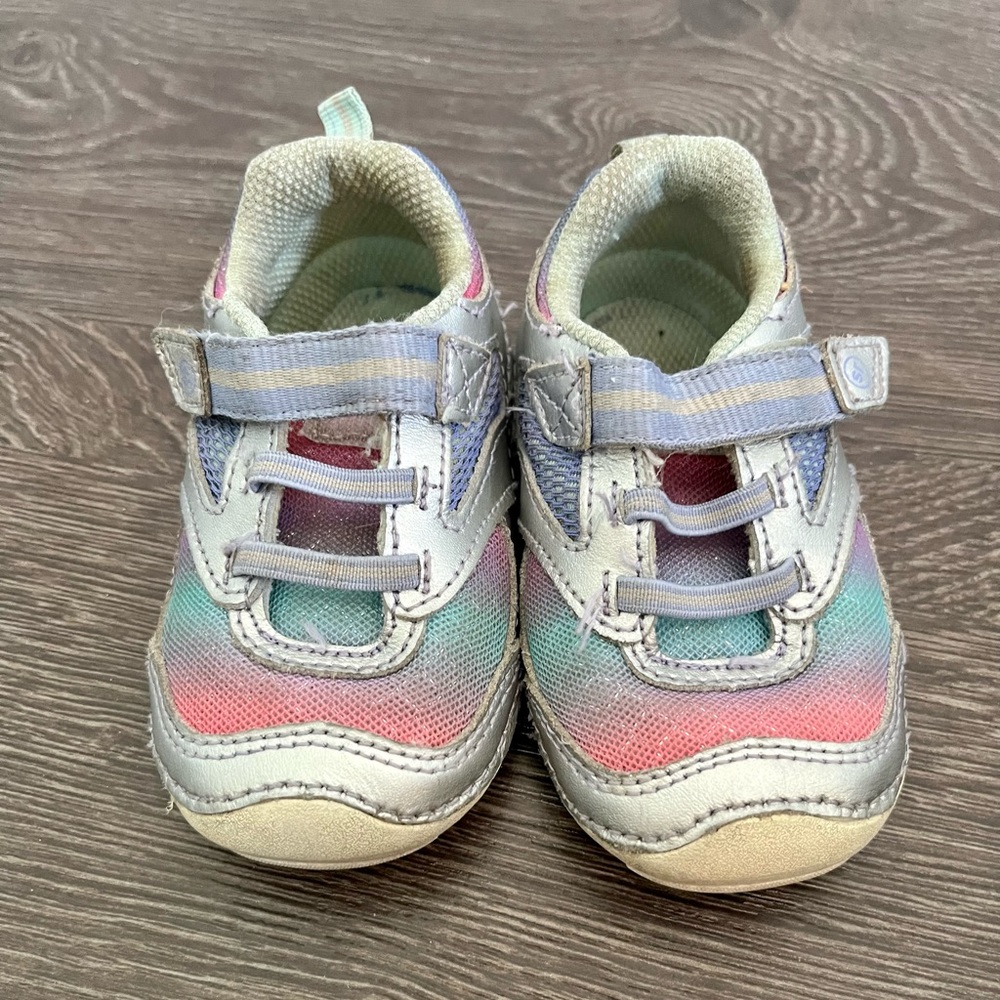 Stride rite soft motion sneakers